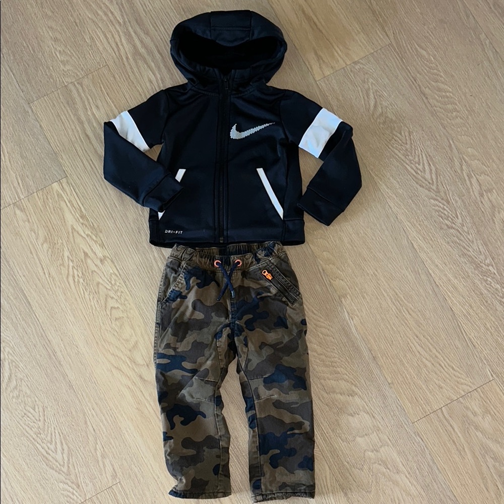 Nike Kids Black Hoodie 2t and Camouflage Cat & Jack Pants 2t Set